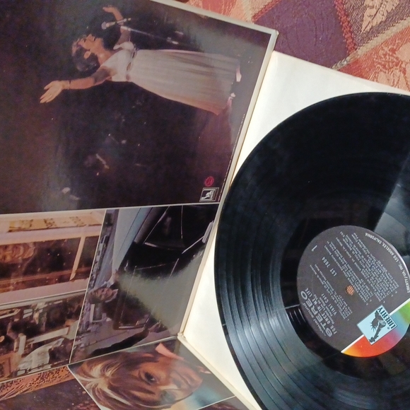 '69 Live Vikki Carr - Picture 4 of 10